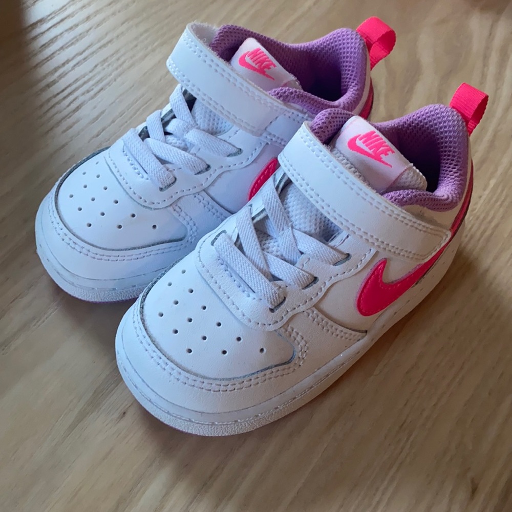 Brand New Little Girl Nike Shoes Size 6C
